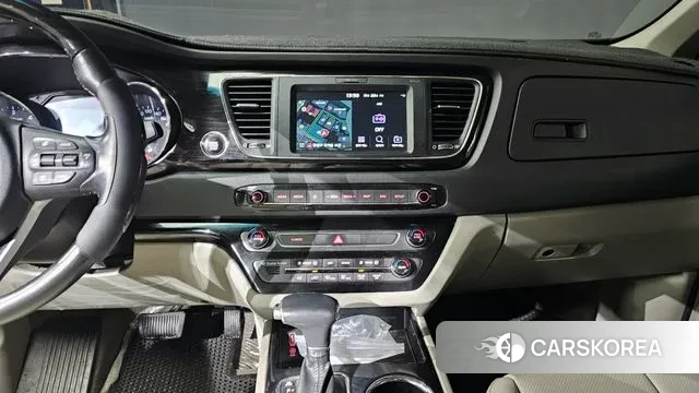 Kia The New Carnival id 3391650 из Кореи 11