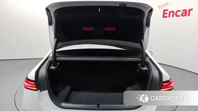 BMW 5 Series (G60) id 3750999 из Кореи 11