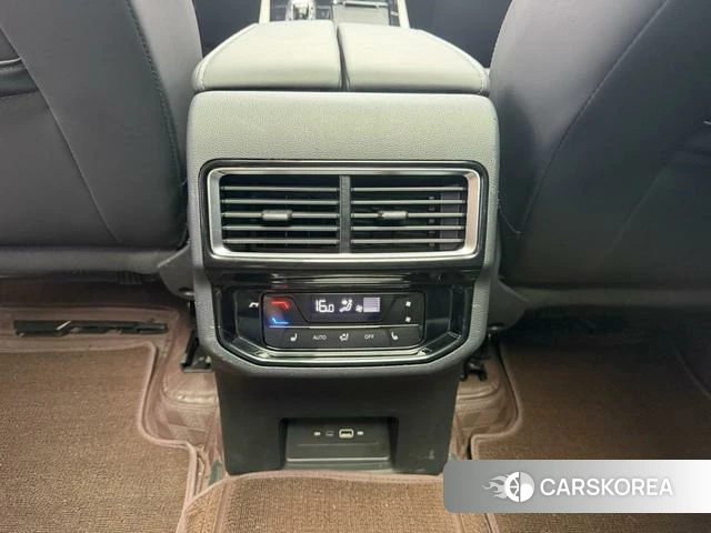 Volkswagen Tourang id 4297908 из Китая 11