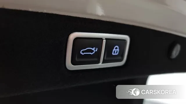 Hyundai Grandeur Hybrid (GN7) id 3026911 из Кореи 11