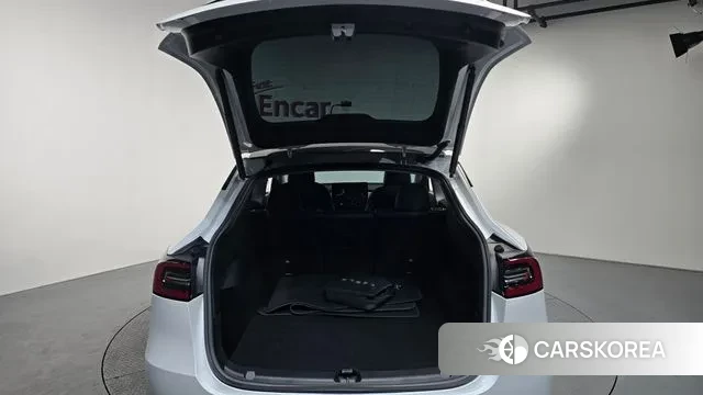 Tesla Model Y id 3587123 из Кореи 11
