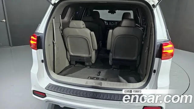 Kia The New Carnival id 2382623 из Кореи 11