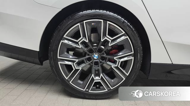 BMW 5 Series (G60) id 4532930 из Кореи 11