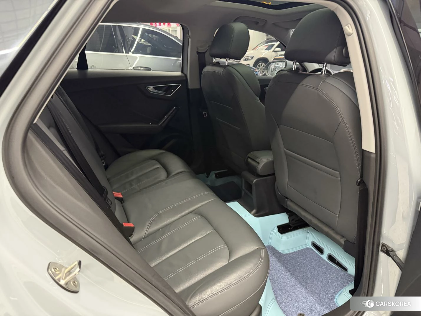 Audi Q2L id 4455228 из Китая 11