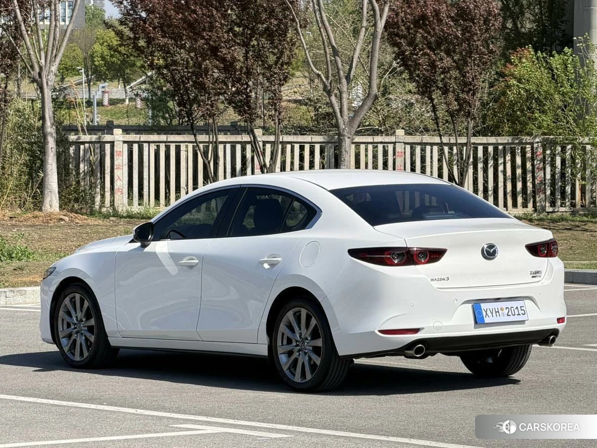 Mazda 3 id 4479687 из Китая 11