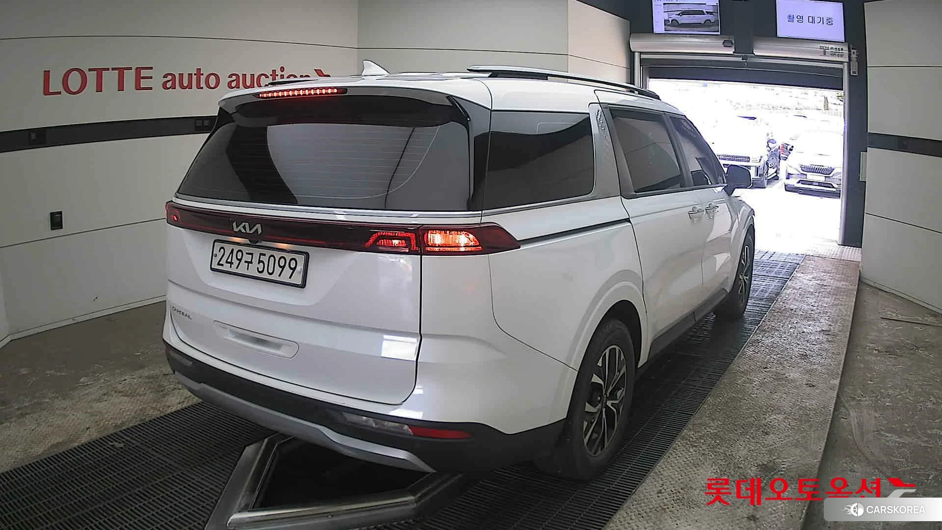 Kia Carnival id 3869412 из Кореи 11