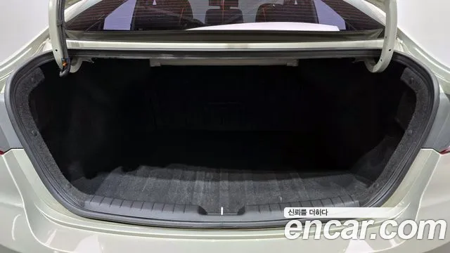 Hyundai Avante AD id 2213618 из Кореи 11