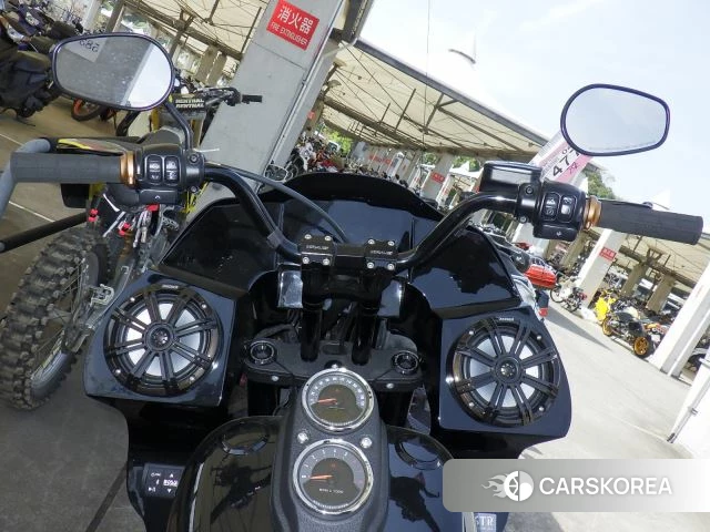 Harley-Davidson Softail Low Rider S FXLRS1870 id 3950838 из Японии 11
