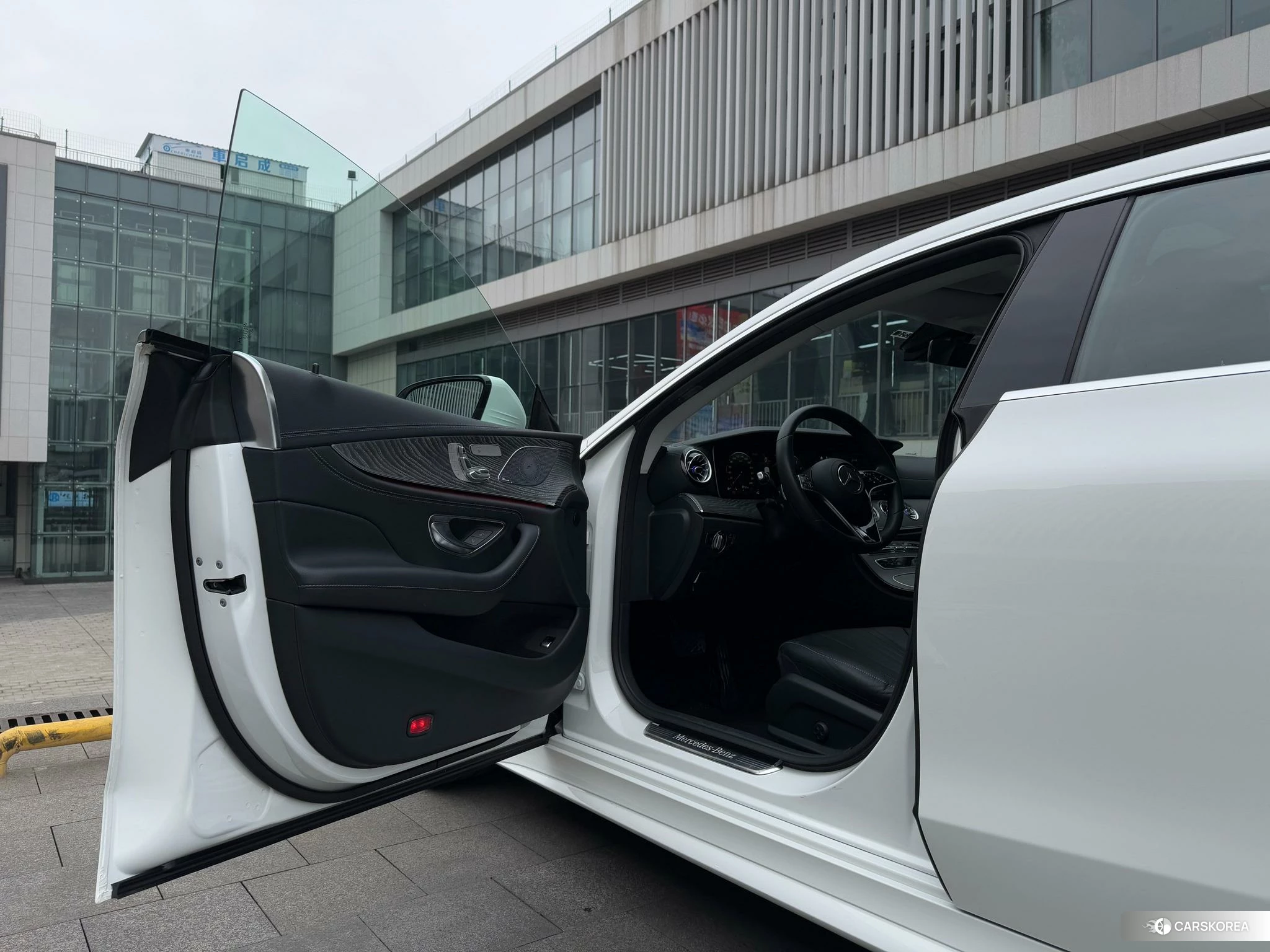 Mercedes-Benz CLS id 4498621 из Китая 11
