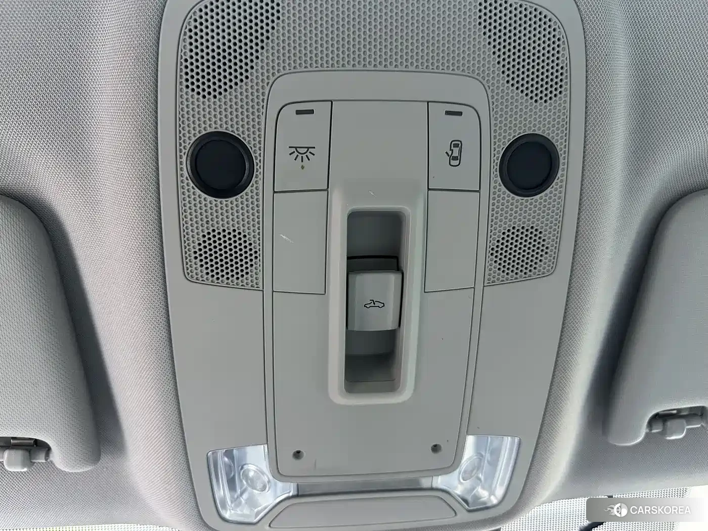 Audi Q2L id 4589312 из Китая 11