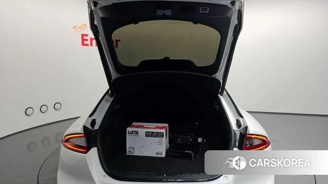 Kia Stinger id 3917353 из Кореи 11