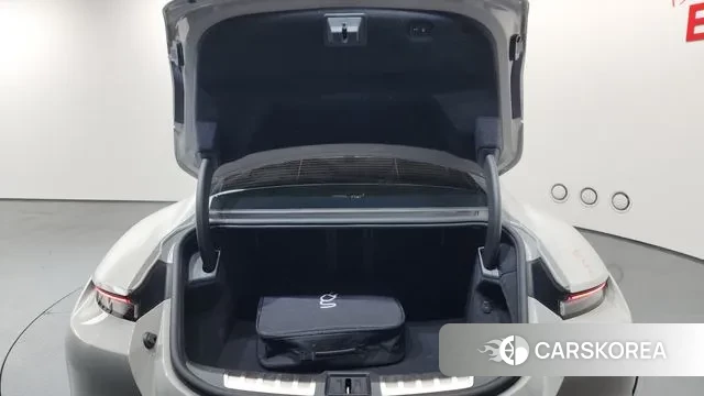 Porsche Taycan id 3734311 из Кореи 11