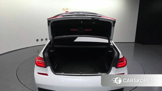 BMW 7 Series (G11) id 3820810 из Кореи 11