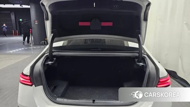 BMW 5 Series (G60) id 3610154 из Кореи 11