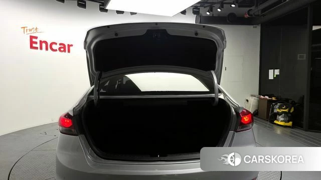 Hyundai Avante AD id 3801723 из Кореи 11