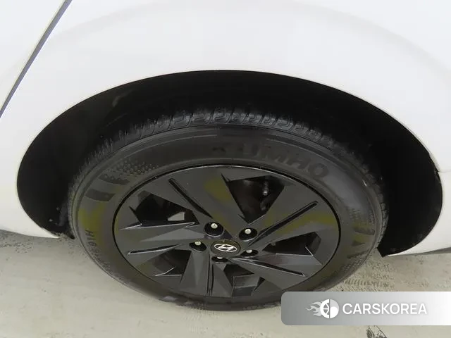 Hyundai Avante Hybrid (CN7) id 3659967 из Кореи 11