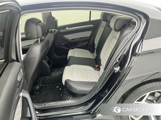 Volkswagen Magotan id 4271351 из Китая 11