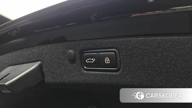 Hyundai The New Grandeur IG Hybrid id 3842467 из Кореи 11