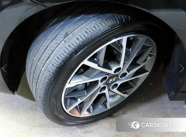 Hyundai The New Avante AD id 4325672 из Кореи 11