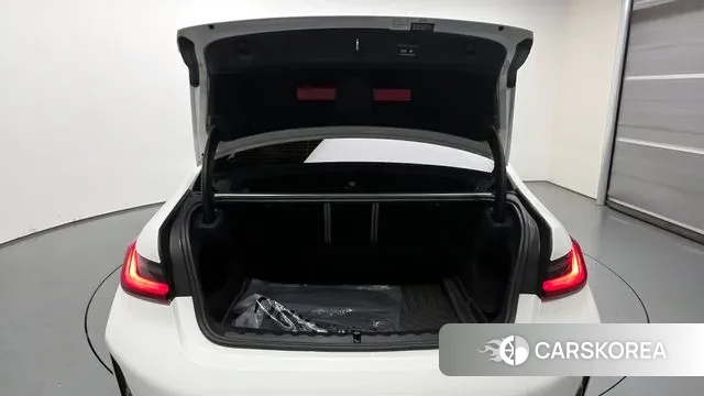 BMW 3 Series (G20) id 3142560 из Кореи 11