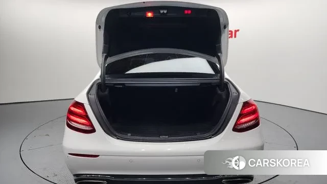 Mercedes-Benz E-Class W213 id 3651906 из Кореи 11