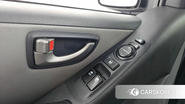 Hyundai The New Grand Starex id 4594384 из Кореи 11