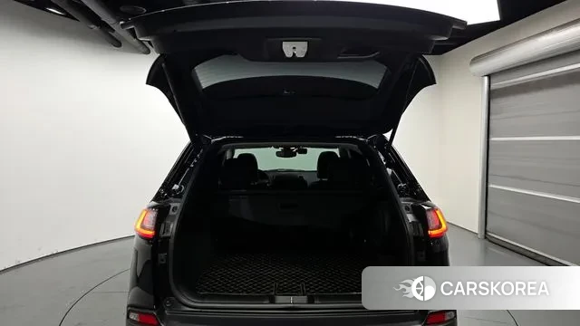 Jeep Cherokee (KL) id 3396490 из Кореи 11