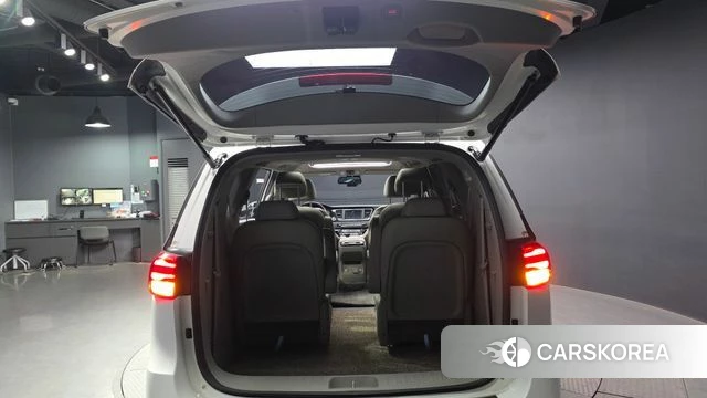 Kia The New Carnival id 4363180 из Кореи 11