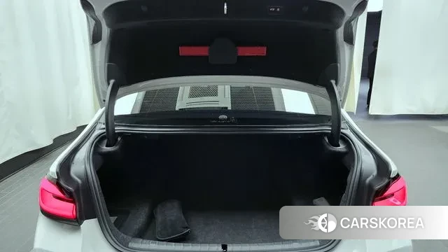 BMW 5 Series (G30) id 3416197 из Кореи 11