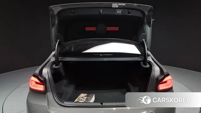 BMW 5 Series (G30) id 3416556 из Кореи 11