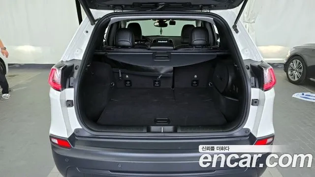 Jeep Cherokee (KL) id 2946217 из Кореи 11