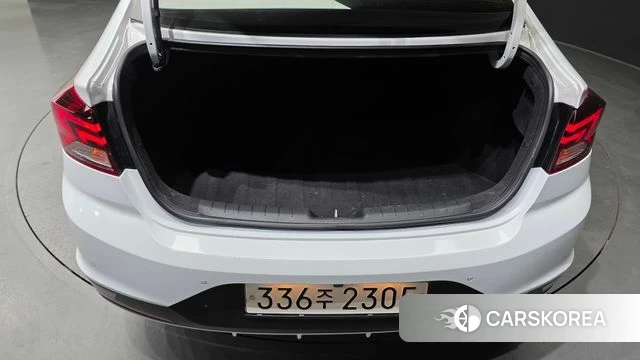 Hyundai The New Avante AD id 4447259 из Кореи 11