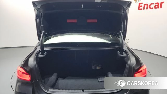 BMW 5 Series (G30) id 4195342 из Кореи 11