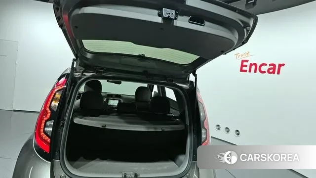 Kia Soul EV id 3129440 из Кореи 11