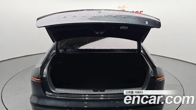 Hyundai Grandeur (GN7) id 2935150 из Кореи 11