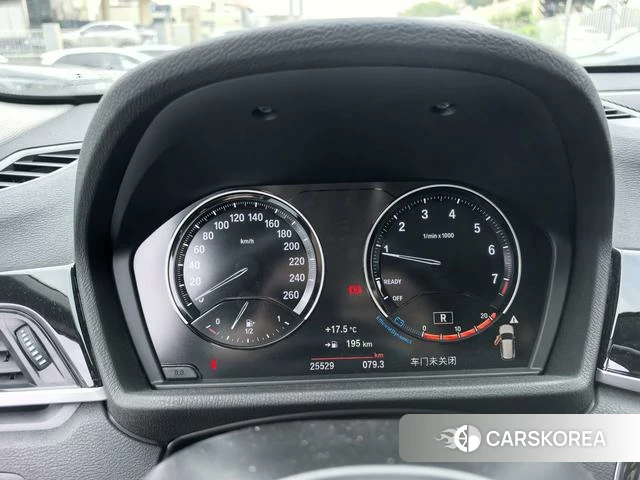 BMW X1 id 4299681 из Китая 11
