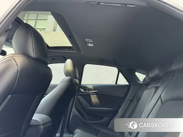 Mazda CX-4 id 3919503 из Китая 11