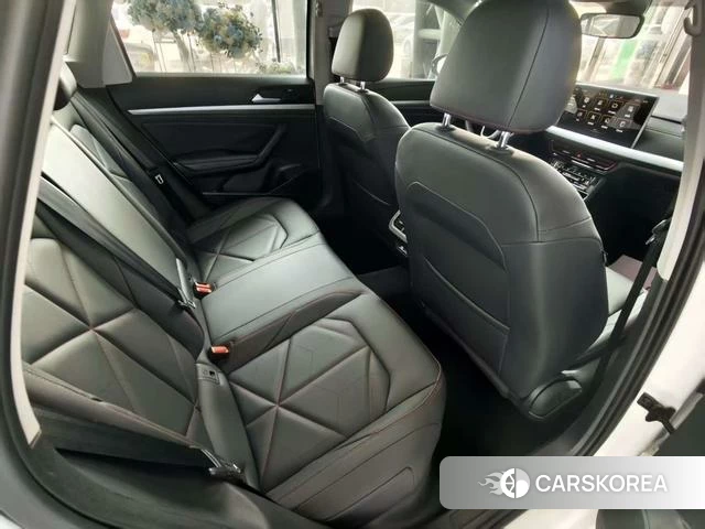 Volkswagen Lavida id 4320944 из Китая 11