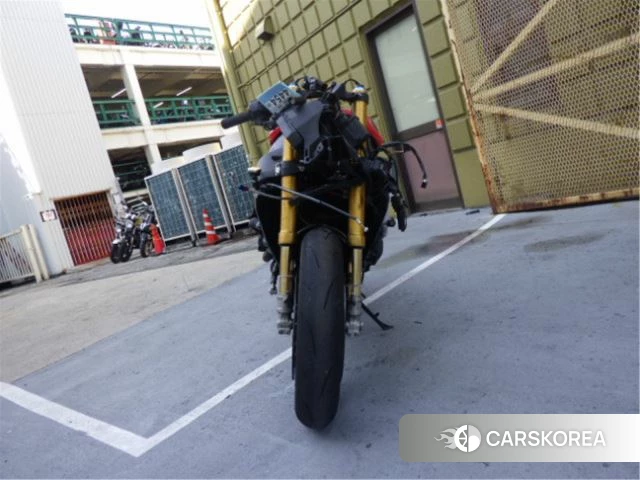 Honda CBR1000RR-R FIREBLADE SP id 3950005 из Японии 11