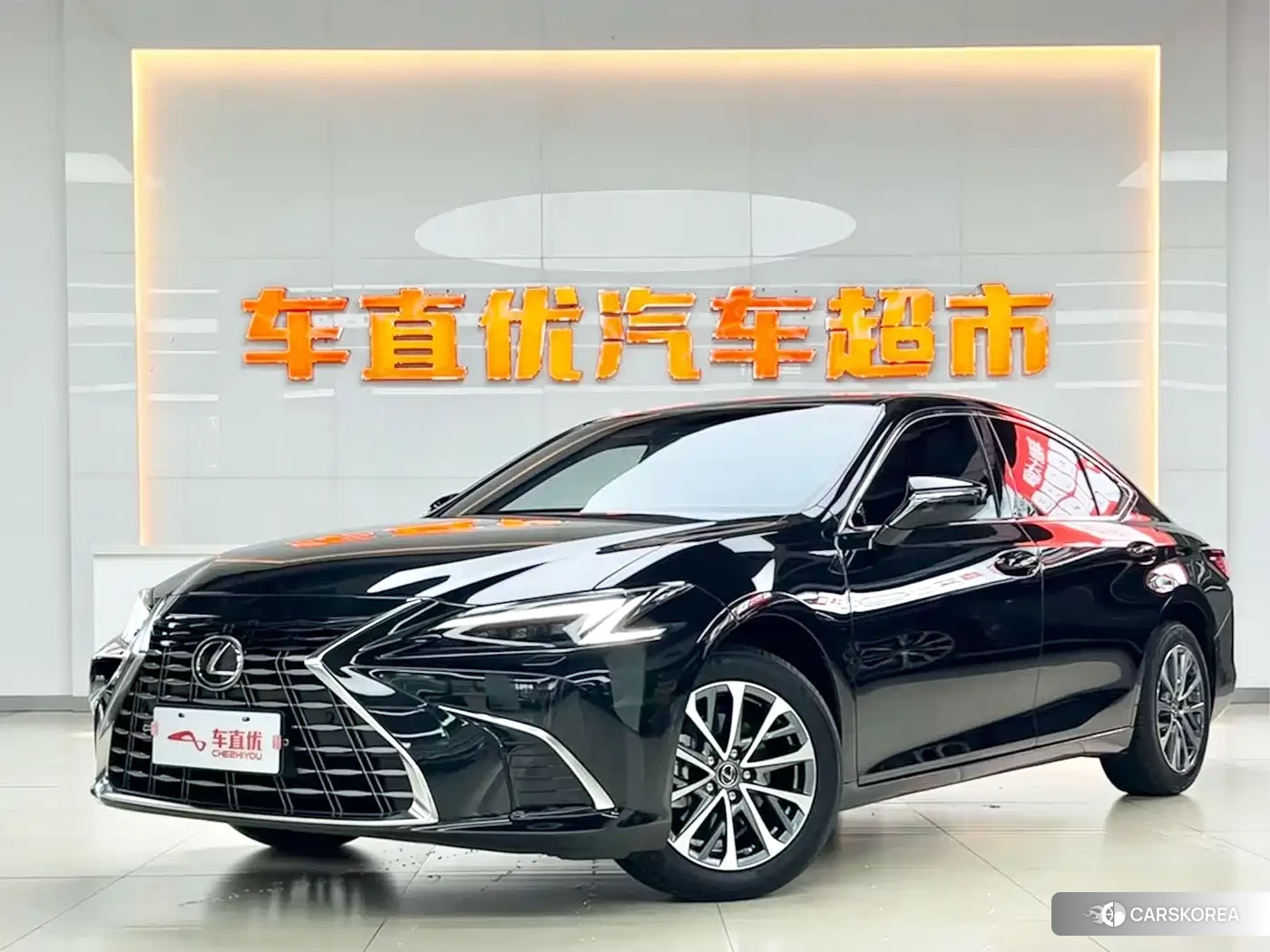 Lexus ES id 4565186 из Китая 12