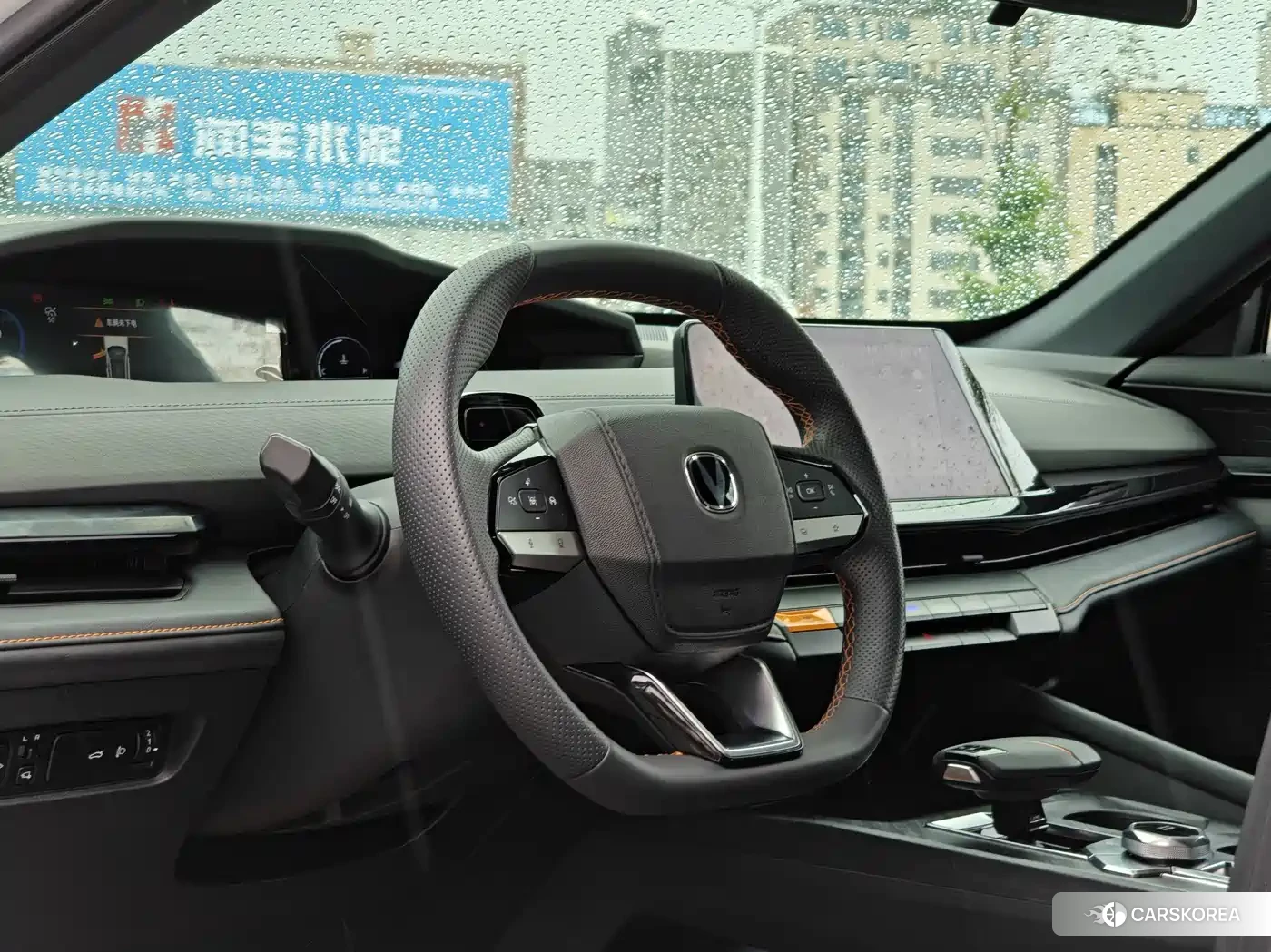 Chang'an UNI-V id 4600458 из Китая 11