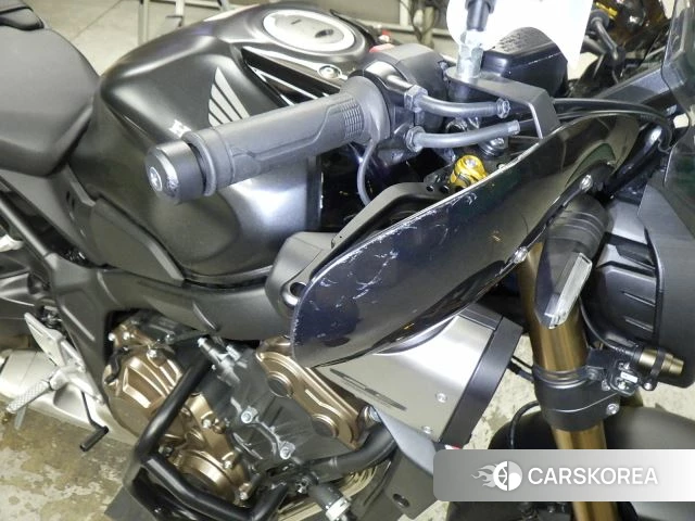 Honda CB650R-2 id 4206144 из Японии 11