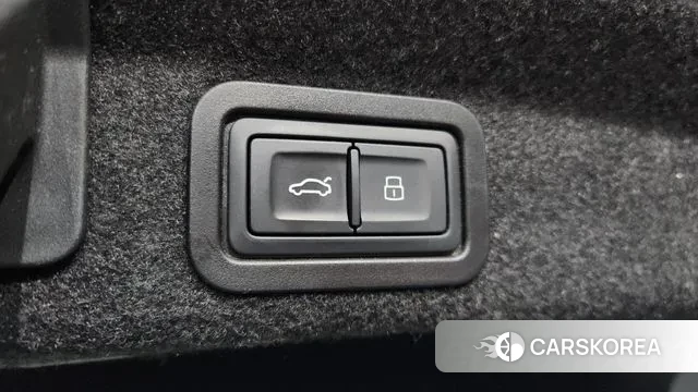 Audi A6 (C8) id 3348426 из Кореи 11