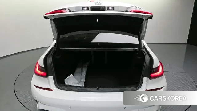 BMW 3 Series (G20) id 3427817 из Кореи 11