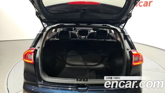 Kia Niro id 2903230 из Кореи 11