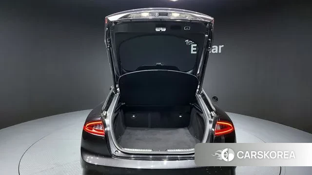 Kia Stinger id 3661296 из Кореи 11