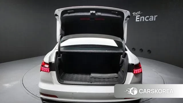 Audi A6 (C8) id 3696464 из Кореи 11