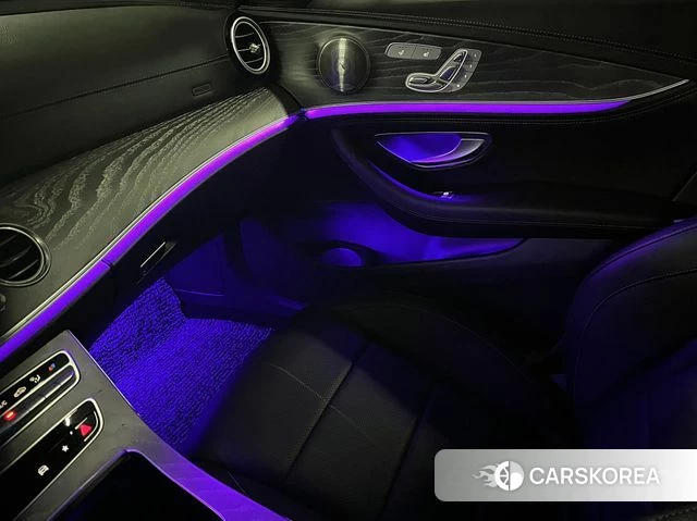 Mercedes-Benz E-Class W213 id 4309270 из Кореи 11