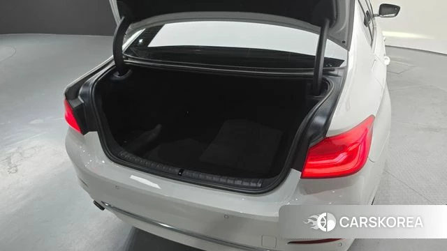 BMW 5 Series (G30) id 4900854 из Кореи 11