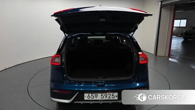 Kia Niro id 4285802 из Кореи 11